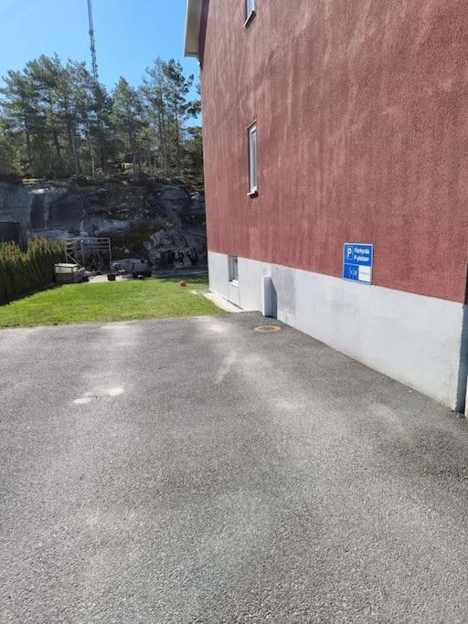 Trevlig Laegenhet Naera Stroemstad Centrum Dış mekan fotoğraf